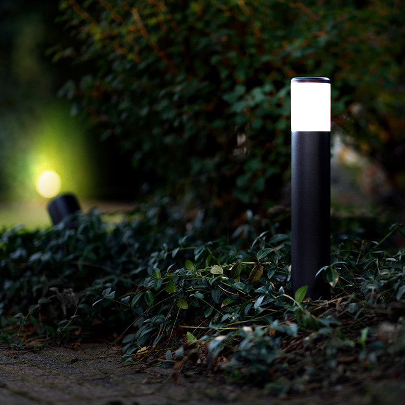 Ivan 12 Volt Garden Post Light - Easy To Install Plug & Play